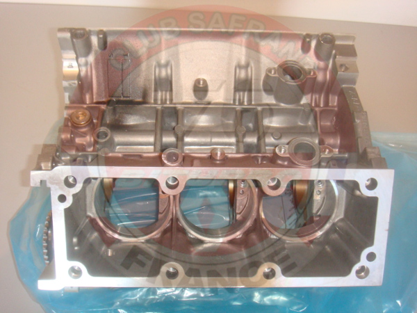 Bloc moteur V6 PRV safrane Biturbo photo 1